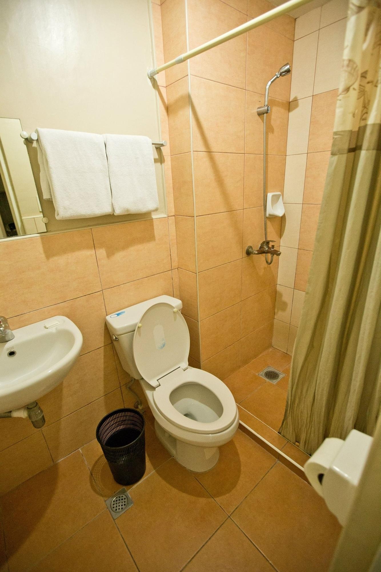 סבו Travelbee Fuente Inn מראה חיצוני תמונה