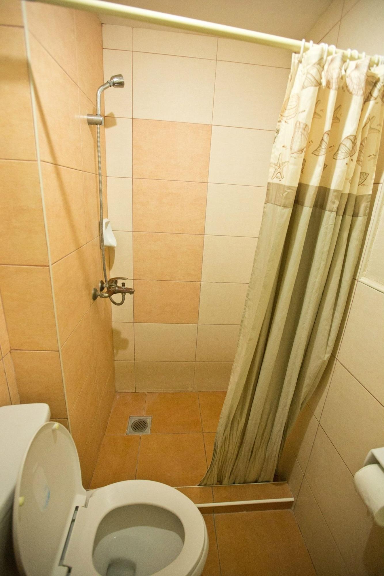 סבו Travelbee Fuente Inn מראה חיצוני תמונה
